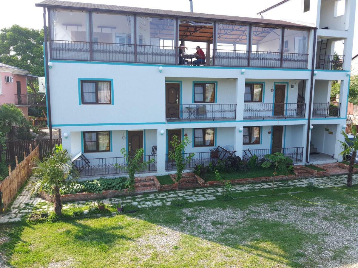 Apsa Butik Hotel Sukhumi Bagian luar foto