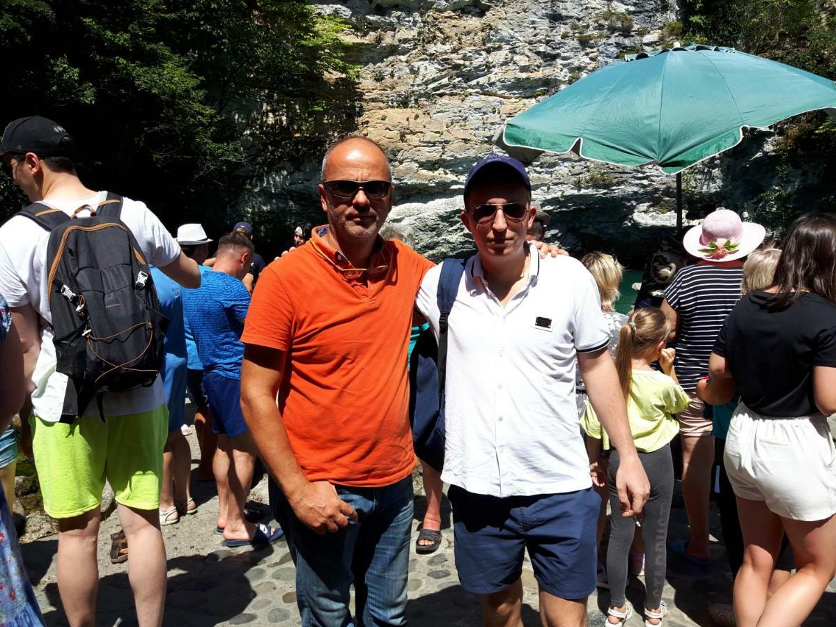 Apsa Butik Hotel Sukhumi Bagian luar foto